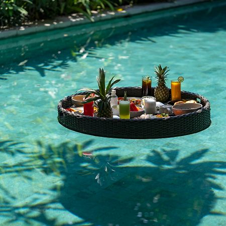 The Kemilau Hotel & Villa Canggu Esterno foto